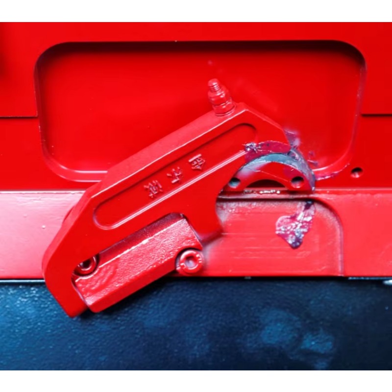 Cabinet Hinges - Soft Closing Hydraulic Concealed Cabinet Door